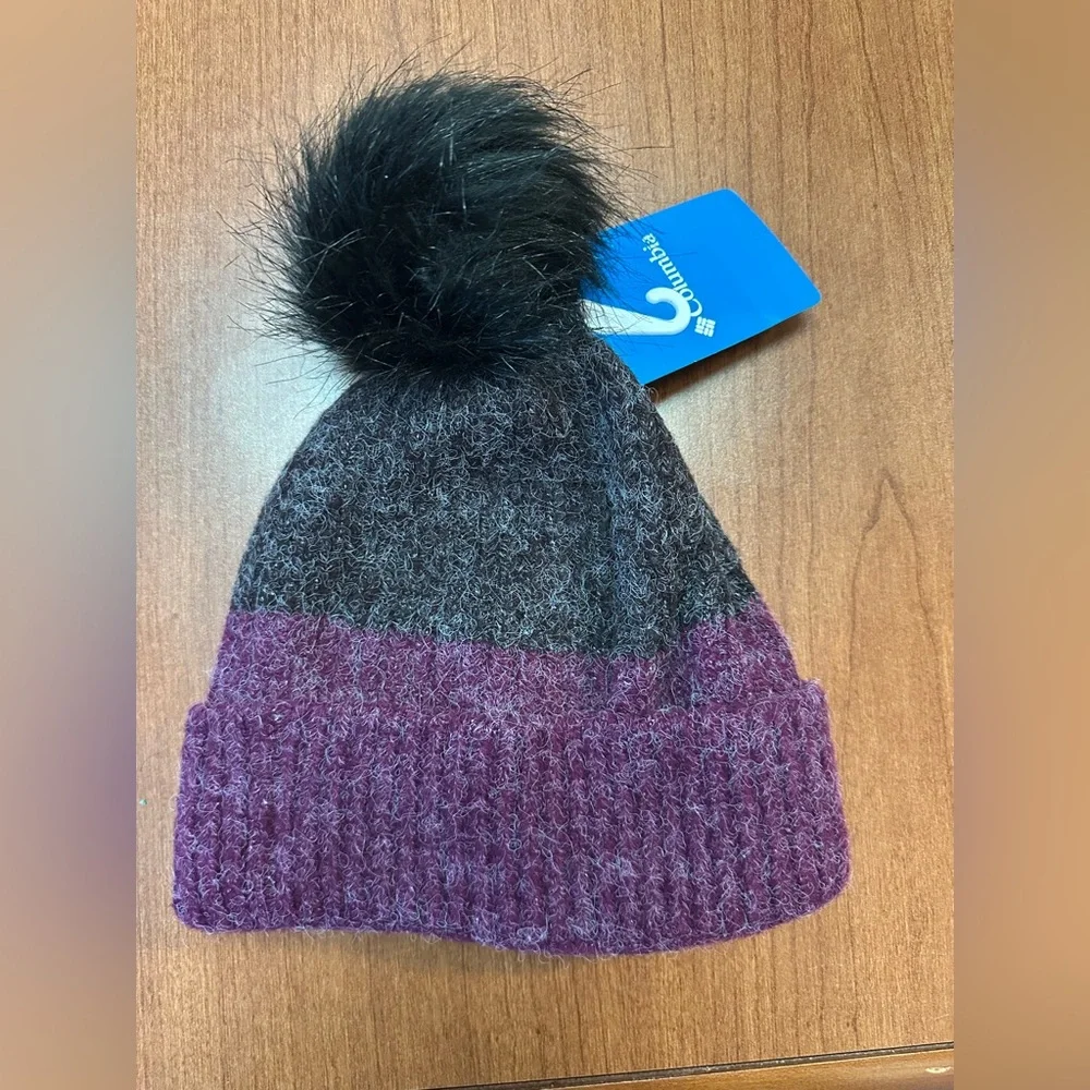 Columbia Maroon and brown Knit Hat Pom Pom Beanie - OS